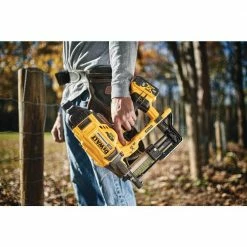 DEWALT 1.75 in. x 9-Gauge Galvanized Barbed Paper Tape Fencing Staples (960 per Box) -idh by St. Simons Sales dewalt pneumatic staples dfs9175b1g c3 1000