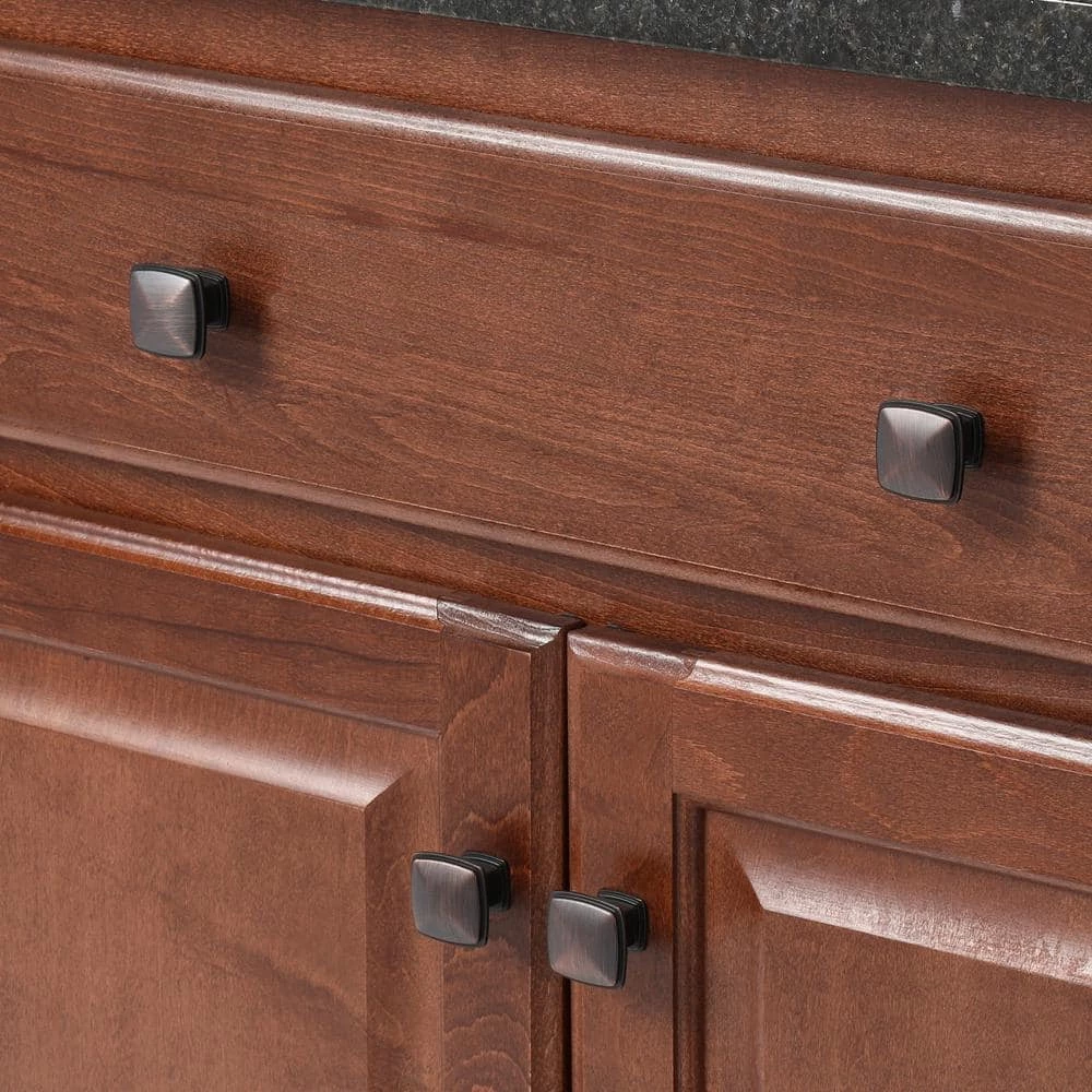 Dynasty Hardware 1-1/4 in. Oil Rubbed Bronze Square Cabinet Knob (25-Pack) 4 Dynasty Hardware 1-1/4 in. Oil Rubbed Bronze Square Cabinet Knob (25-Pack) - Image 2